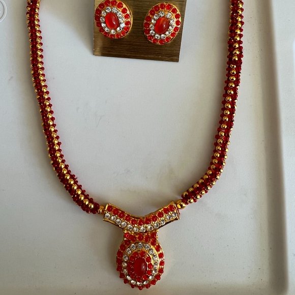 Traditional Indian Necklace & Earring Set - Picture 1 of 1